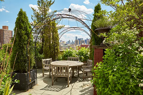 Sold by Brown Harris Stevens | media 13