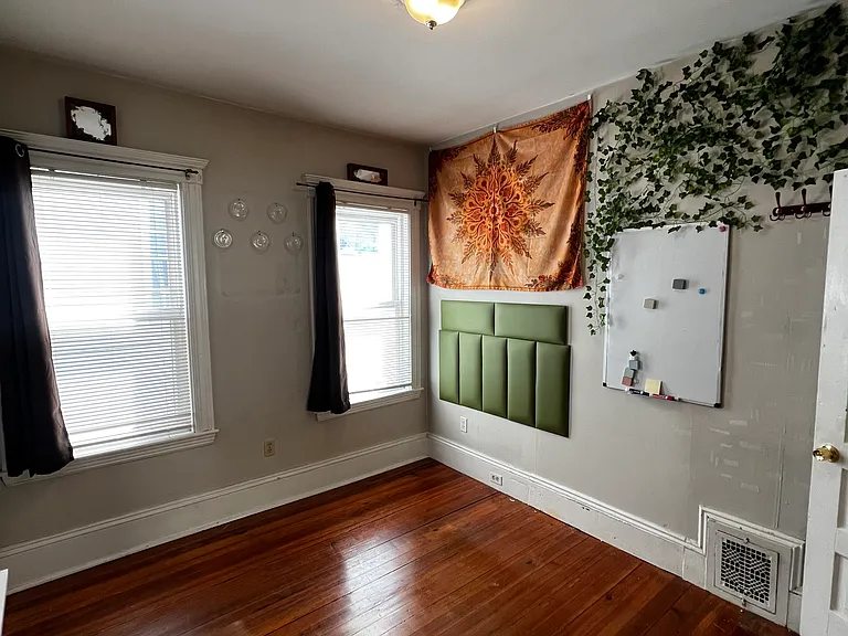 85 Newbury St #2 — Photo 11