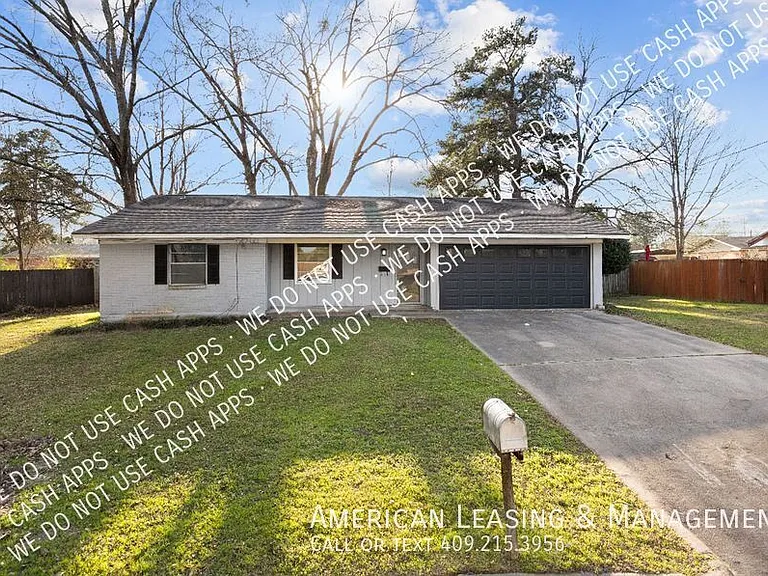 107 Palmetto Ct — Photo 1