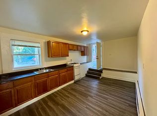 61 Washington St #2E, Waterbury, CT 06706