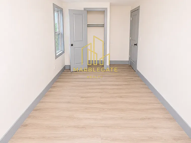 655 S 11th St #22 — Photo 8