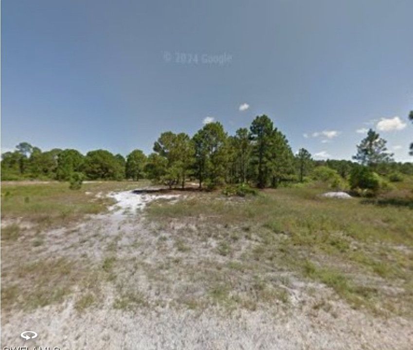 1st image of 929 Winters Ave S