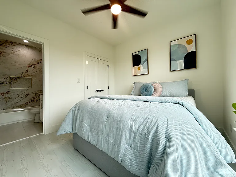 7207 Mohawk Dr #204 — Photo 9
