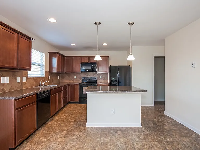 5437 Twin Brook Dr — Photo 7