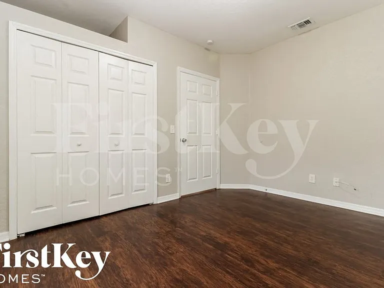 2849 Peake St — Photo 12