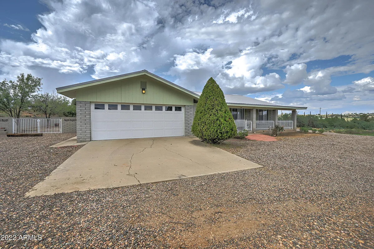 Building Photo - 477 W Baseline Spur