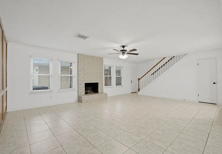 66 T Huxley Ln — Photo 10