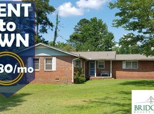 202 Sylvan Rd, Greenwood, SC 29649