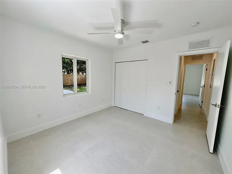 12125 NE 7th Ave #1 — Photo 18