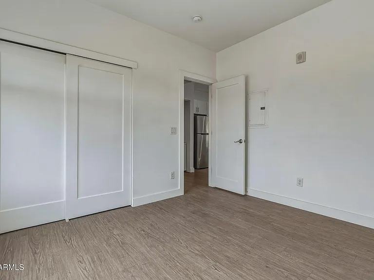 622 N 9th Ave #301 — Photo 13