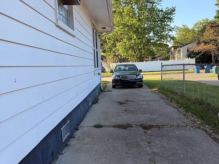 3340 Morrissey Ave — Photo 16