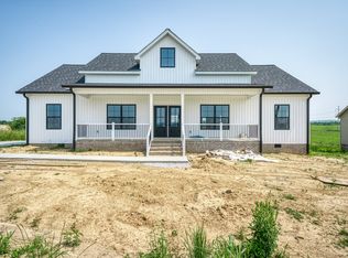 2352 Duck Pond Rd, Sparta, TN 38583