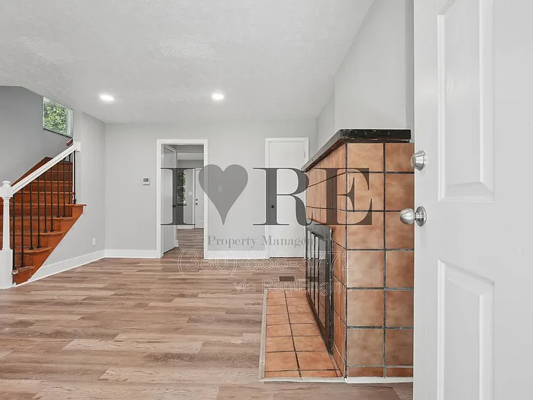316A South Blvd — Photo 5