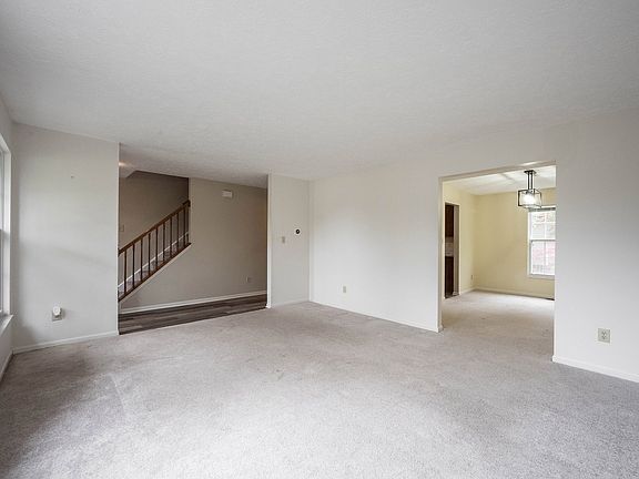 5th image of 12583 Wolford Dr