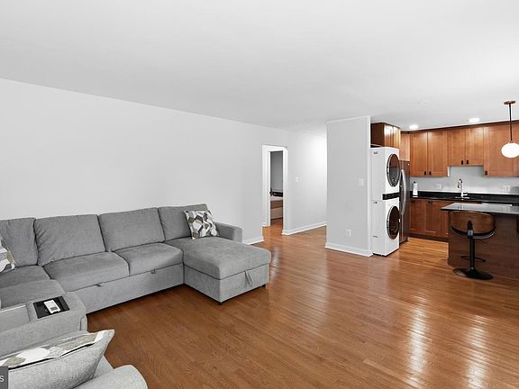 4th image of 2316 Colston Dr APT 101