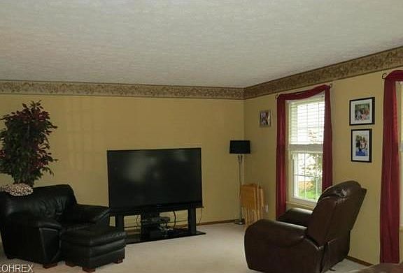 2nd image of 548 E Overlook Dr