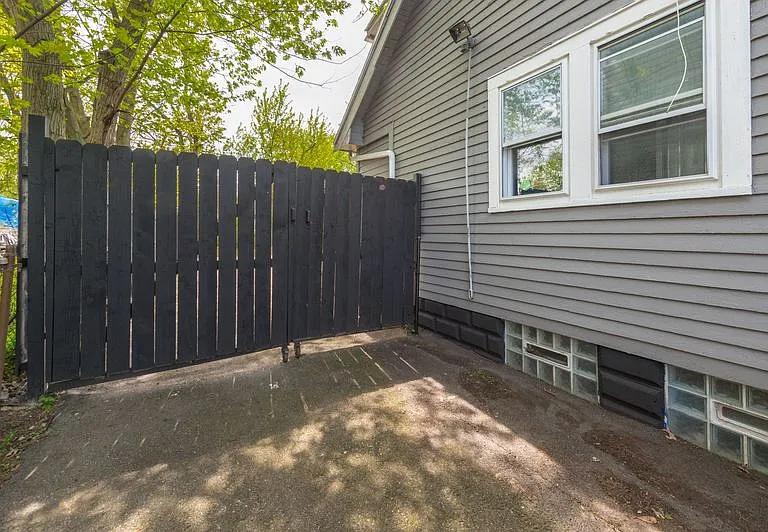 13302 Melzer Ave — Photo 7
