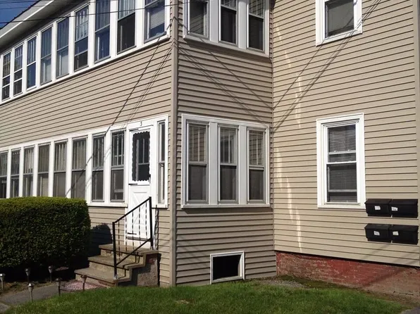 2 Monument Street, Winslow, ME 04901