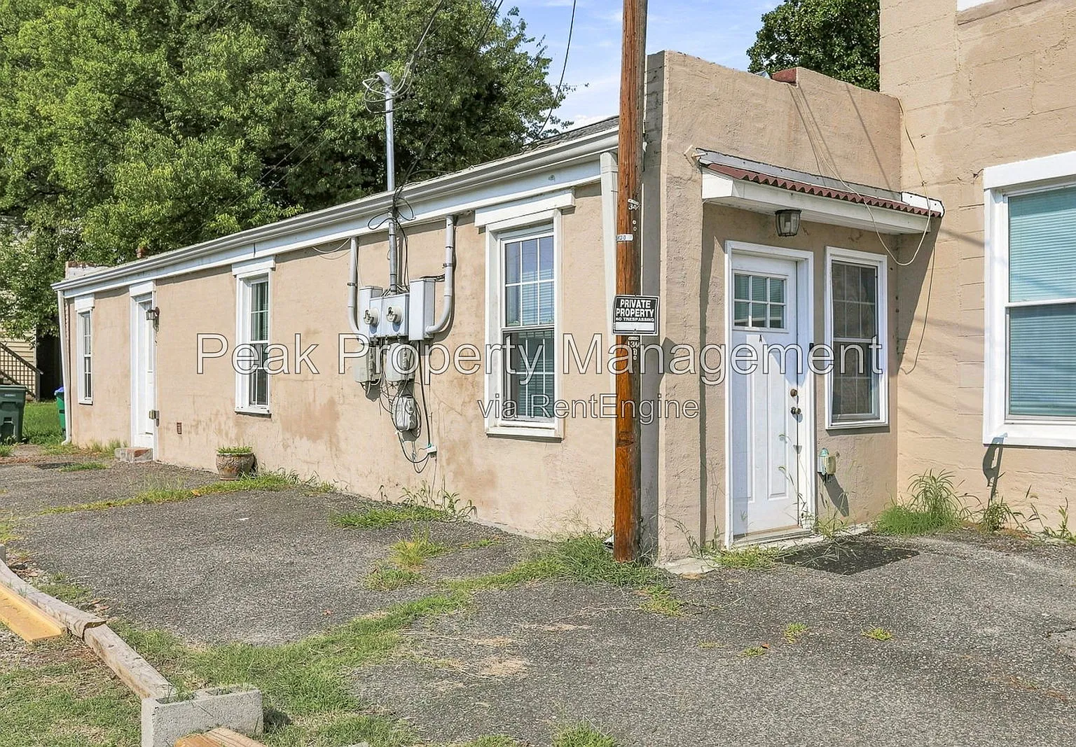 3 bed, 2.0 bath, 3170 sqft, $2,350 — Photo 2