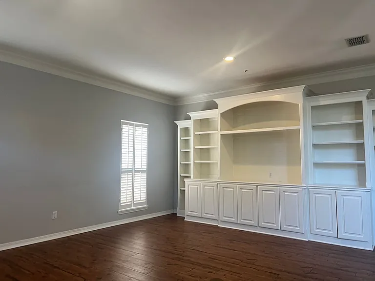 137 Downing Ct — Photo 15