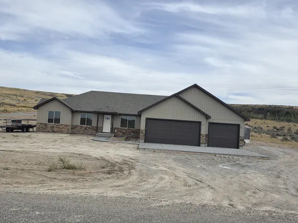 7055 S Packbridge Ln, Idaho Falls, ID 83406
