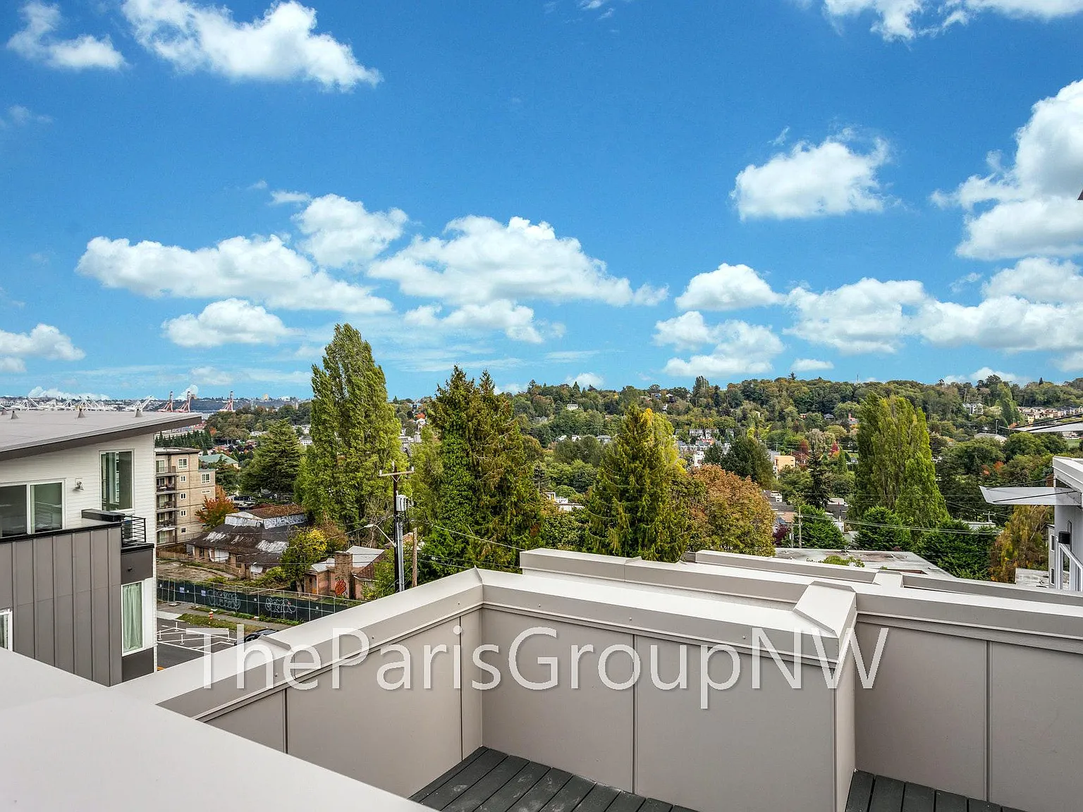 2 bed, 1036 sqft, $2,600 — Photo 2