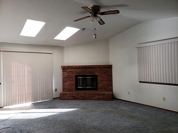 2nd image of 4708 Caribbean Ave