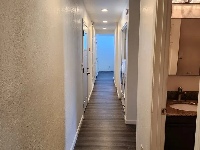 124 Fontana Ave — Photo 12