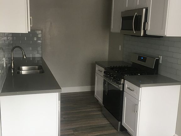 2nd image of 400 E Elk Ave APT 4