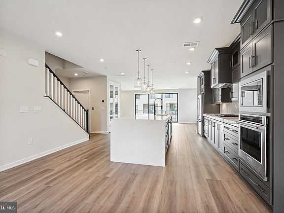 4th image of 7577 Sawyer Farm Way