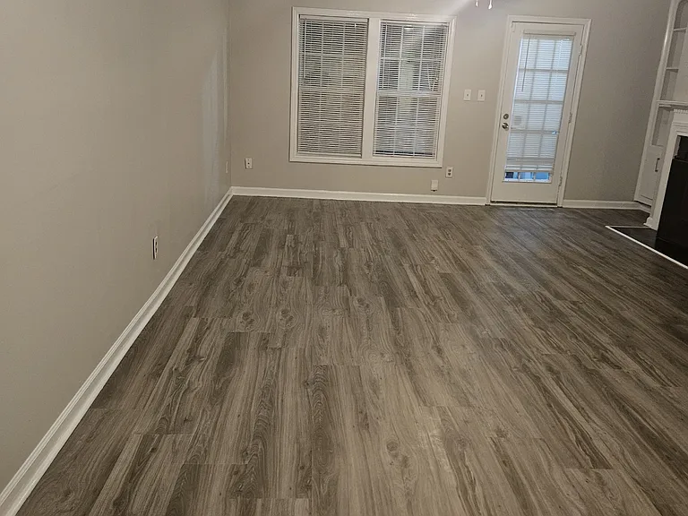 4303 Bona Ct — Photo 9
