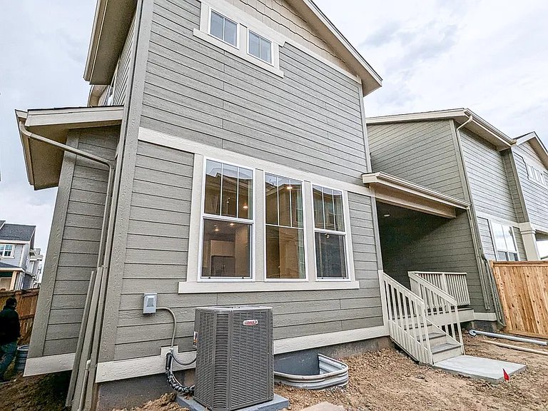 636 Lillibrook Pl — Photo 20
