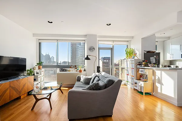 Rented by Compass | media 26