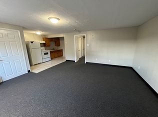 27 Dexter Ct #8, Pawtucket, RI 02860