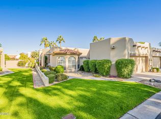 4042 E Round Hill Dr, Phoenix, AZ 85028