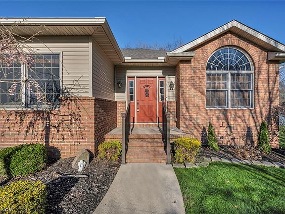 5th image of 174 Circle Dr