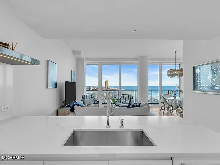 1101 Ocean Ave #1510 — Photo 7