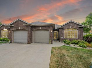 2801 E Worcester Pl, Sioux Falls, SD 57108