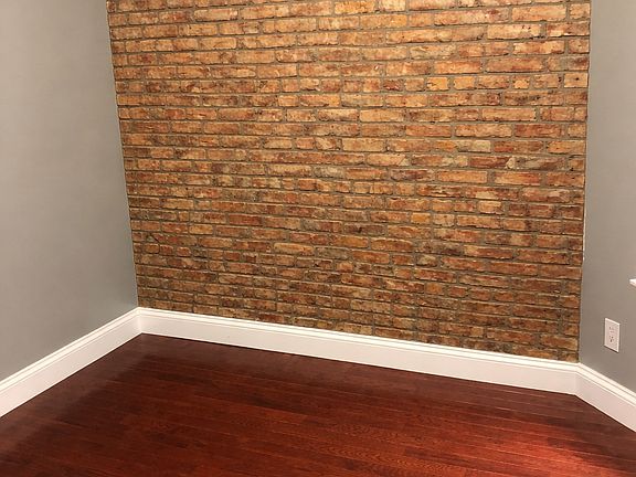 office or bedroom