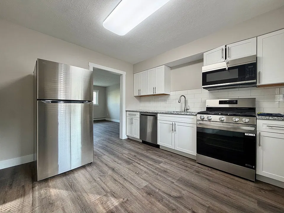 1950 Porter St SW #2