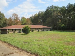 5102 Robinson Rd, Jackson, MS 39204