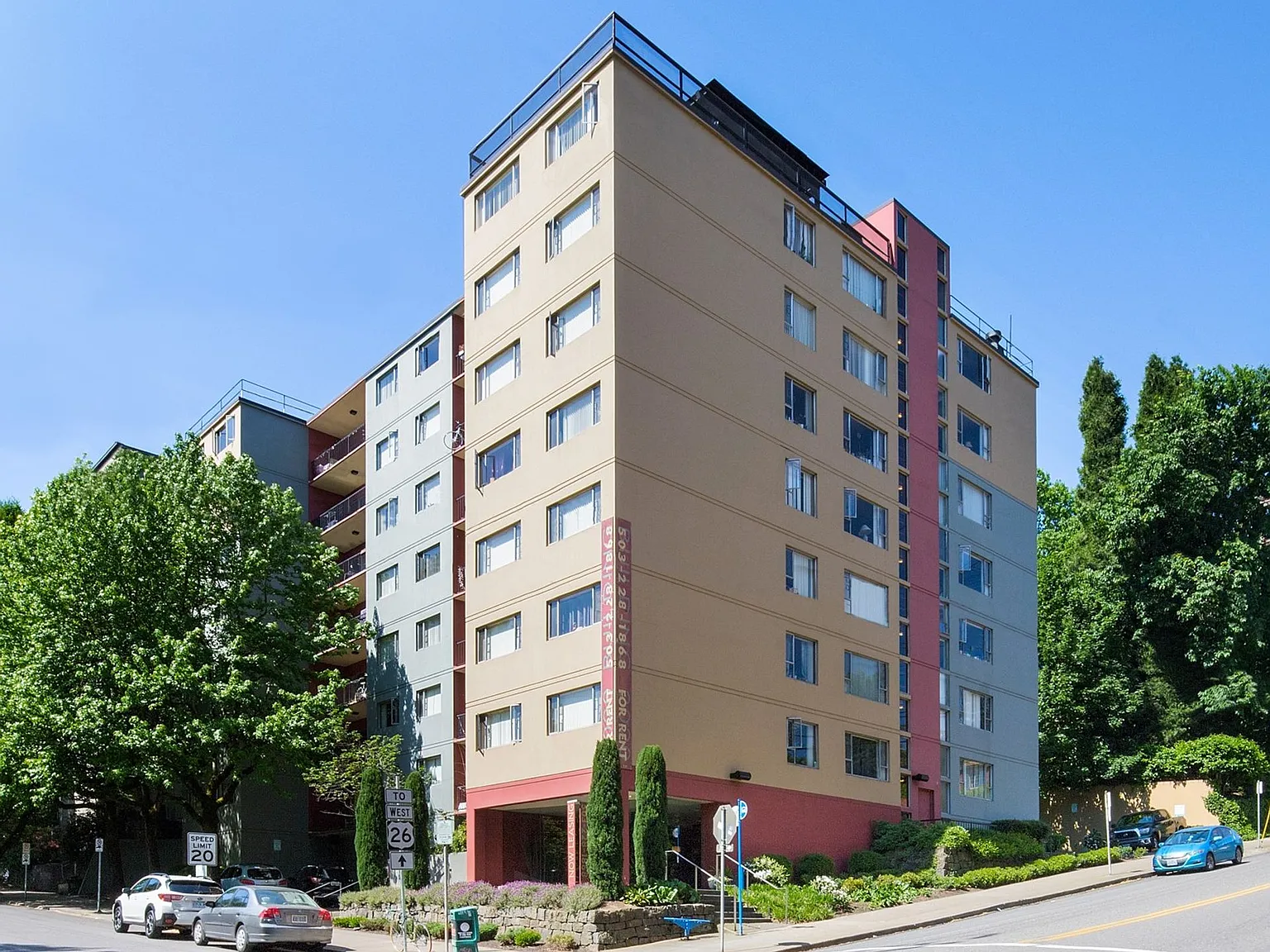 2020 Building — Photo 1