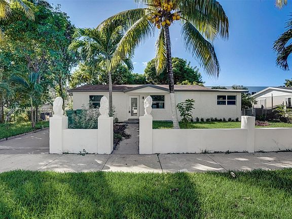 3rd image of 18920 NW 33rd Pl
