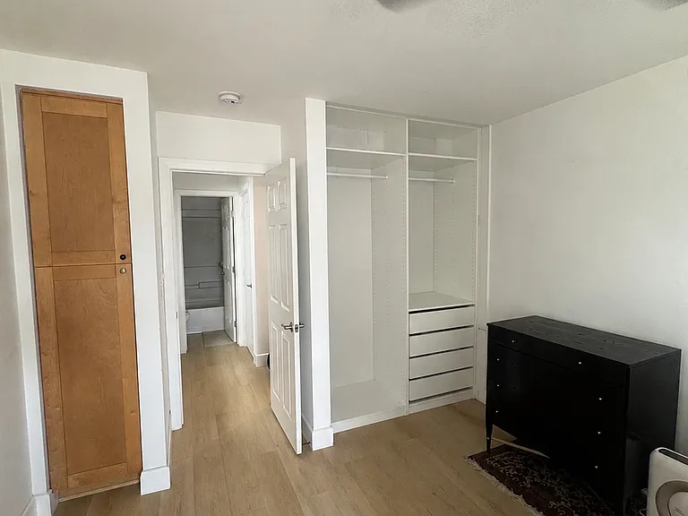 3030 Suncrest Dr #314 — Photo 6