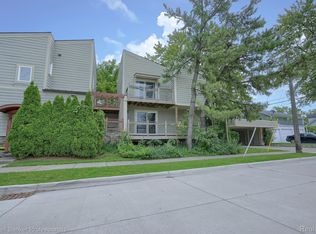 602 E Lincoln St, Birmingham, MI 48009