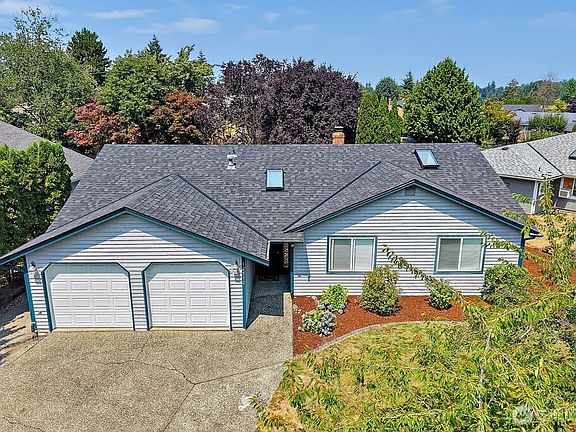 3rd image of 12512 SE 275th Place