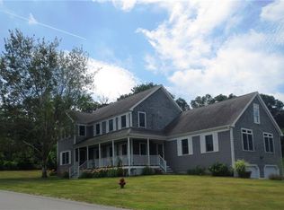 33 Apple Ridge Rd, Cumberland, RI 02864