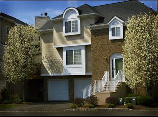 3 Whispering Way E, Berkeley Heights, NJ 07922