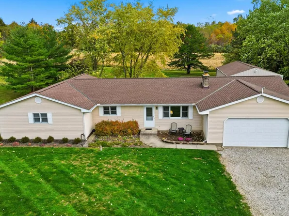 12644 Snyder Church Rd NW, Baltimore, OH 43105