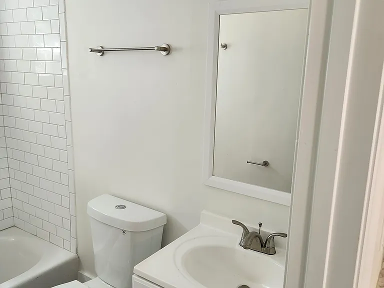 1 Evelyn Ave #1 — Photo 5